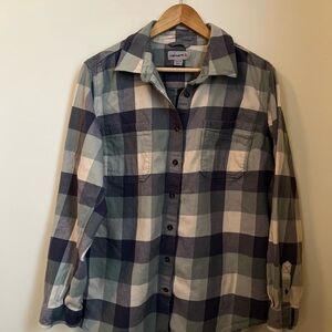 Carhartt Green and Blue Plaid Shirt Size 1X 16/18 Women’s